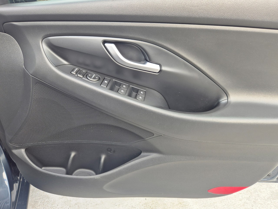 2022 Hyundai i30 1L Petrol For Sale Images