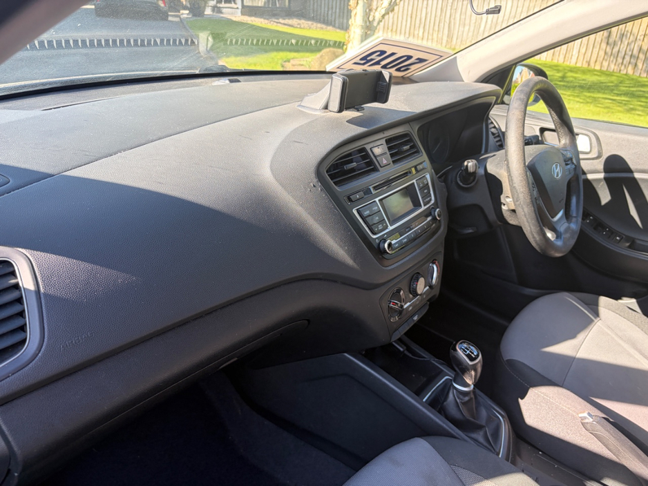 Hyundai i20 ACTIVE T-GDI — thumbnail 3