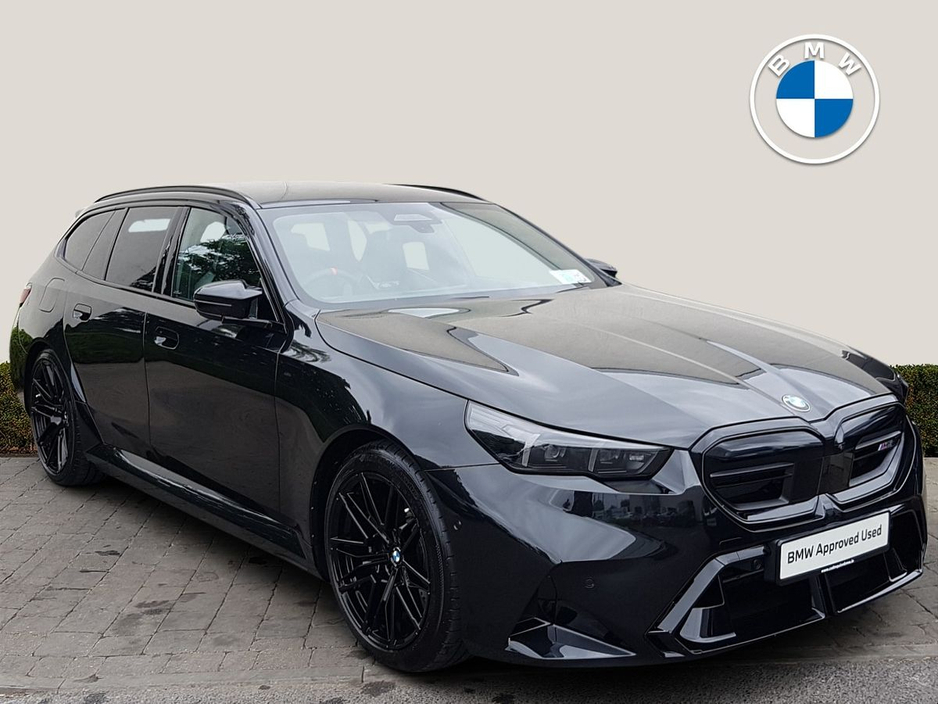 2026 BMW M5 4.5L Petrol Plug-in Hybrid For Sale Images