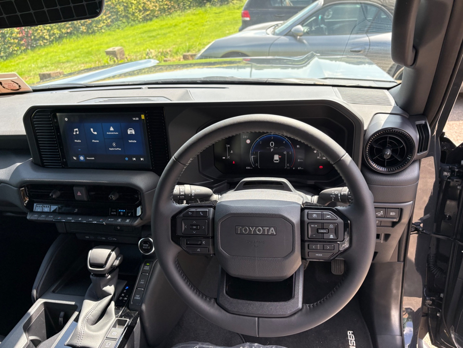 2026 Toyota Landcruiser 2.8L Diesel For Sale Images