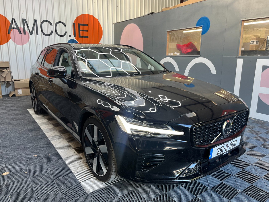 Used Volvo V60 2025 in Dublin