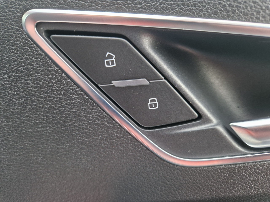 2017 Audi Q2 1L Petrol For Sale Images