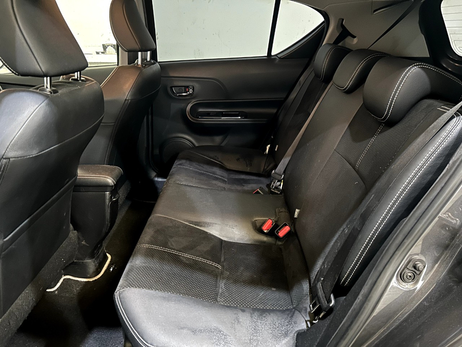 2016 Toyota Aqua 1.5L Petrol Hybrid For Sale Images