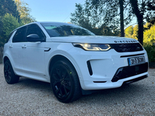 Land Rover Discovery Sport R-DYNAMIC SE P300E *Full Land Rover Service History and Huge Specification*
