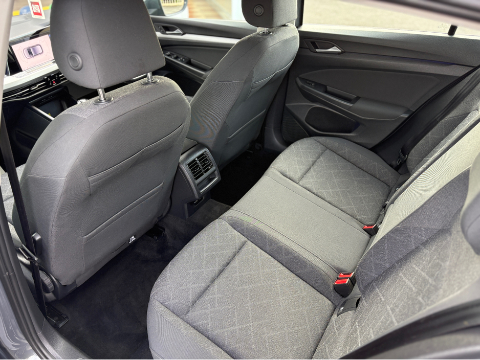2021 Volkswagen Golf 1L Petrol For Sale Images
