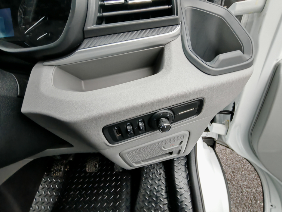 2024 Maxus Deliver 9 2L Diesel For Sale Images