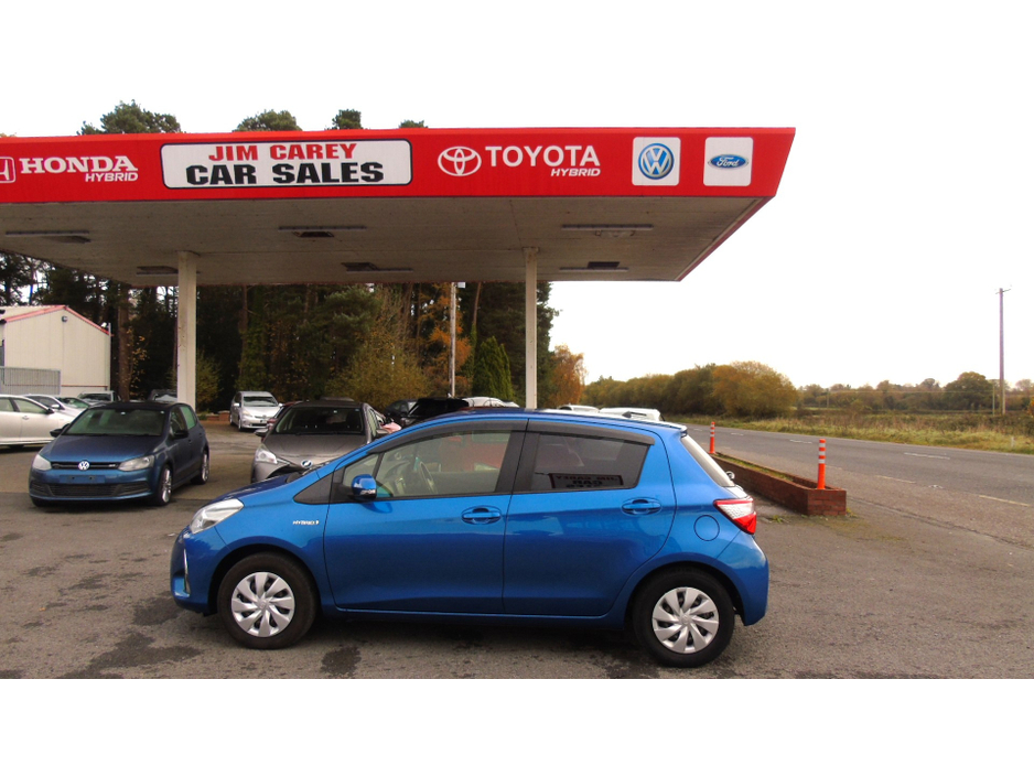 2017 Toyota Vitz 1.5L Petrol Hybrid from Jim Carey Car Sales