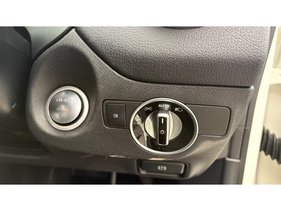2018 Mercedes-Benz CLA Class 1.5L Diesel For Sale Images