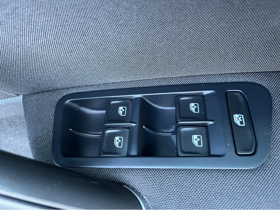 2019 Volkswagen Golf 1.2L Petrol For Sale Images