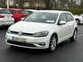2018 VOLKSWAGEN GOLF COMFORTLINE 1.2 AUTOMATIC * REAR VIEW CAMERA, AUTO LIGHTS, ADAPTIVE CRUISE CONTROL, POWERED FOLDING HEATED MIRRORS, LUMBAR SUPPORT, TOUCH SCREEN RADIO, MULTIFUNCTION STEERING WHEEL*