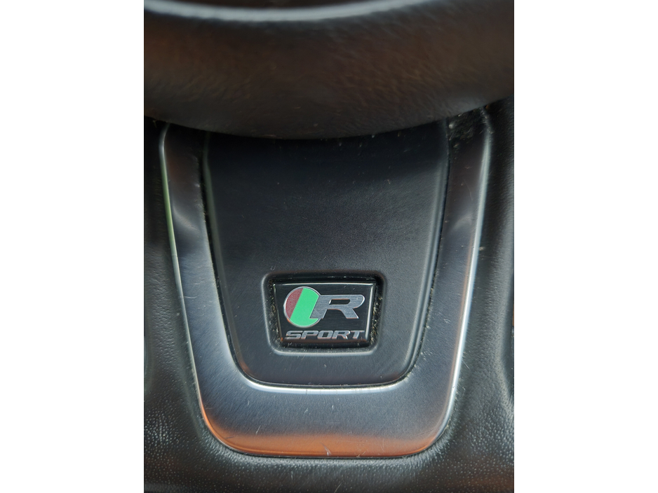 Jaguar XF 2.0 D RWD R-SPORT MY 18 4DR AUTO — thumbnail 9