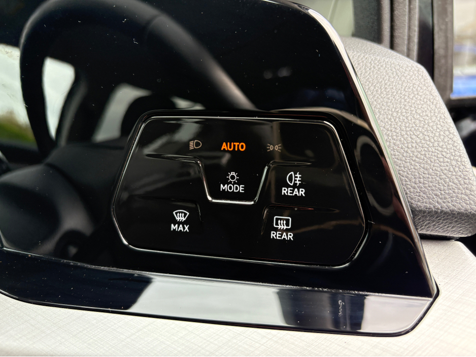 2023 Volkswagen Golf 1L Petrol For Sale Images