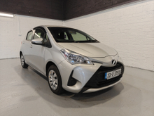 Toyota Yaris DBA-KSP130 5DR AUTO