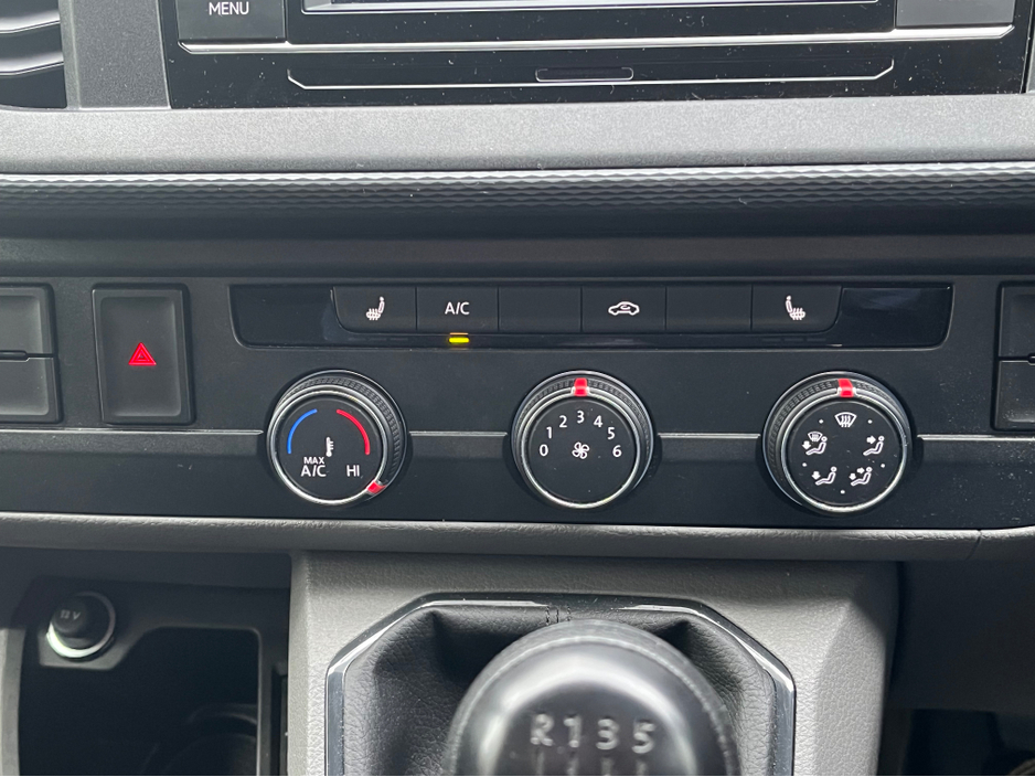 2024 Volkswagen Transporter 2L Diesel For Sale Images