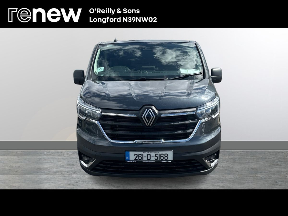 2026 Renault Trafic 2L Diesel For Sale Images