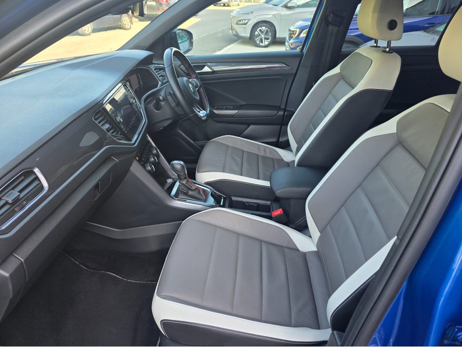 2022 Volkswagen T-Roc 2L Diesel For Sale Images