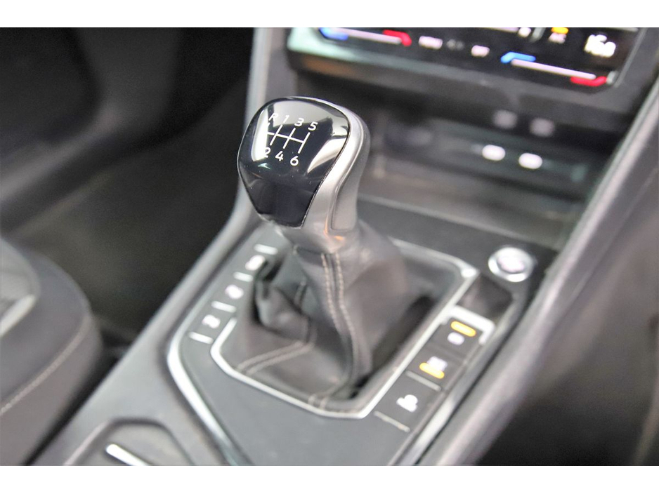 Volkswagen Tiguan 2.0TDI 150BHP R-LINE M6F 6SPD — thumbnail 21