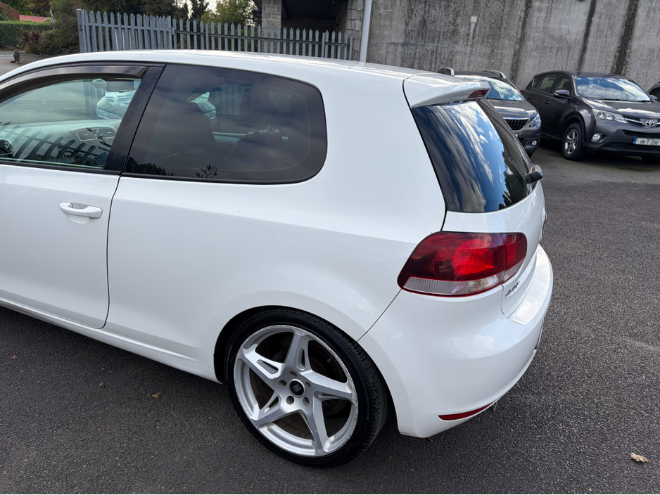 2011 Volkswagen Golf 1.6L Diesel For Sale Images