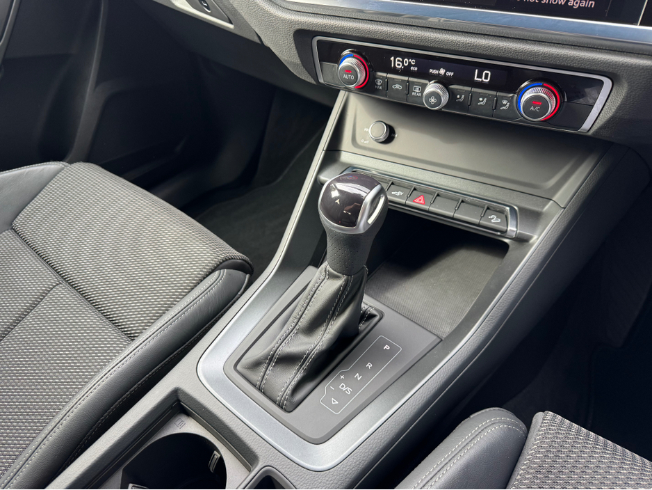 2023 Audi Q3 1.4L Petrol Plug-in Hybrid For Sale Images