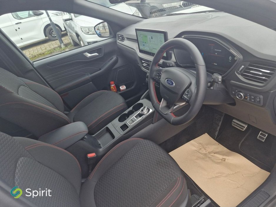 Ford Kuga 2.5 Duratec 243PS PHEV ST-Line Auto — thumbnail 3