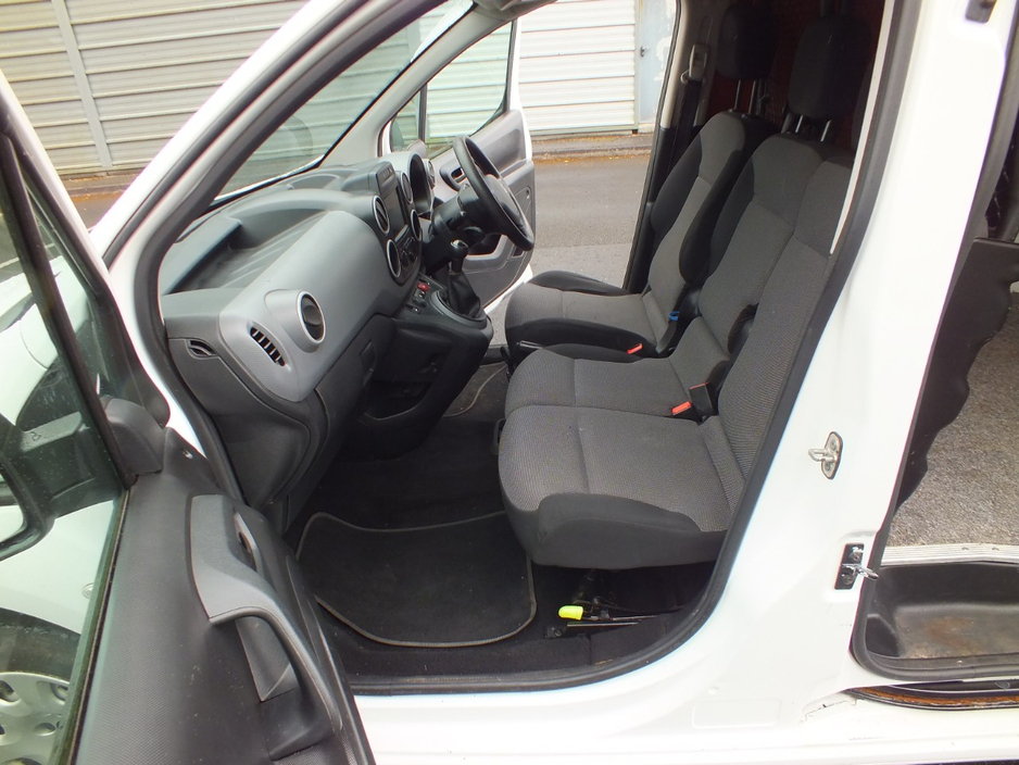 2018 Peugeot Partner 1.6L Diesel For Sale Images