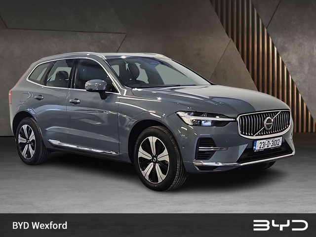 2023 VOLVO XC60 T6 Recharge PHEV 350hp AT8 Plus Bright