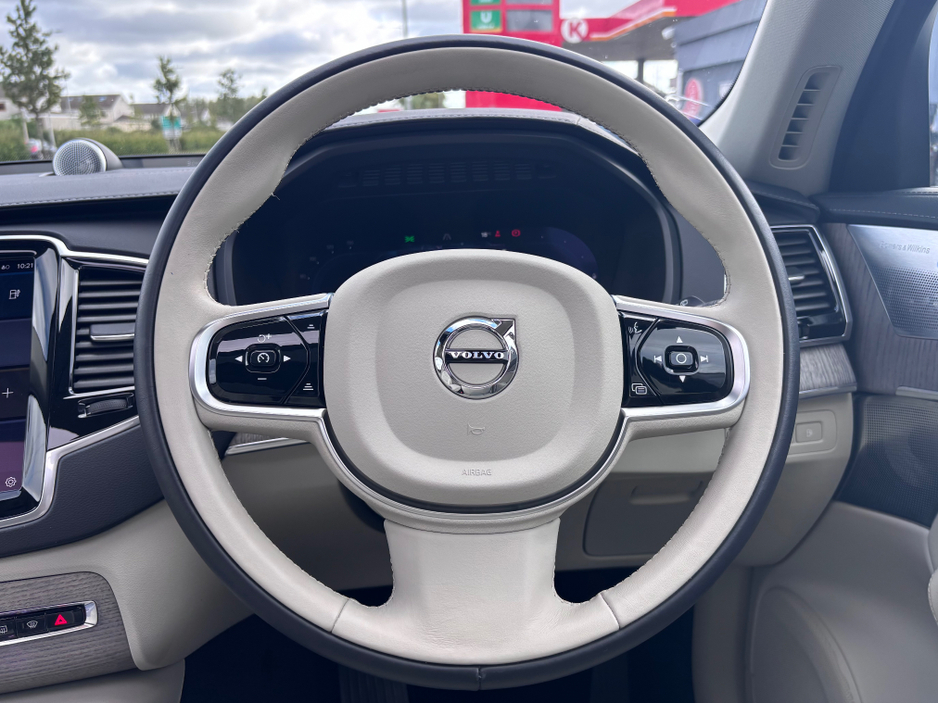 2024 Volvo XC90 2.0L Hybrid For Sale Images