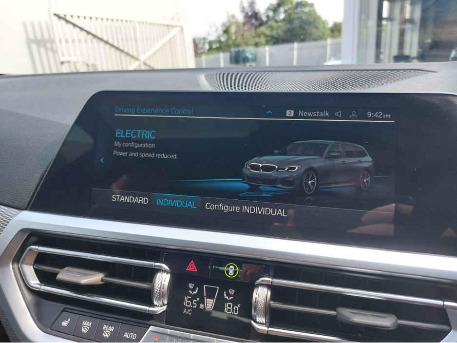 2022 BMW 3 Series 2.0L Petrol Plug-in Hybrid For Sale Images