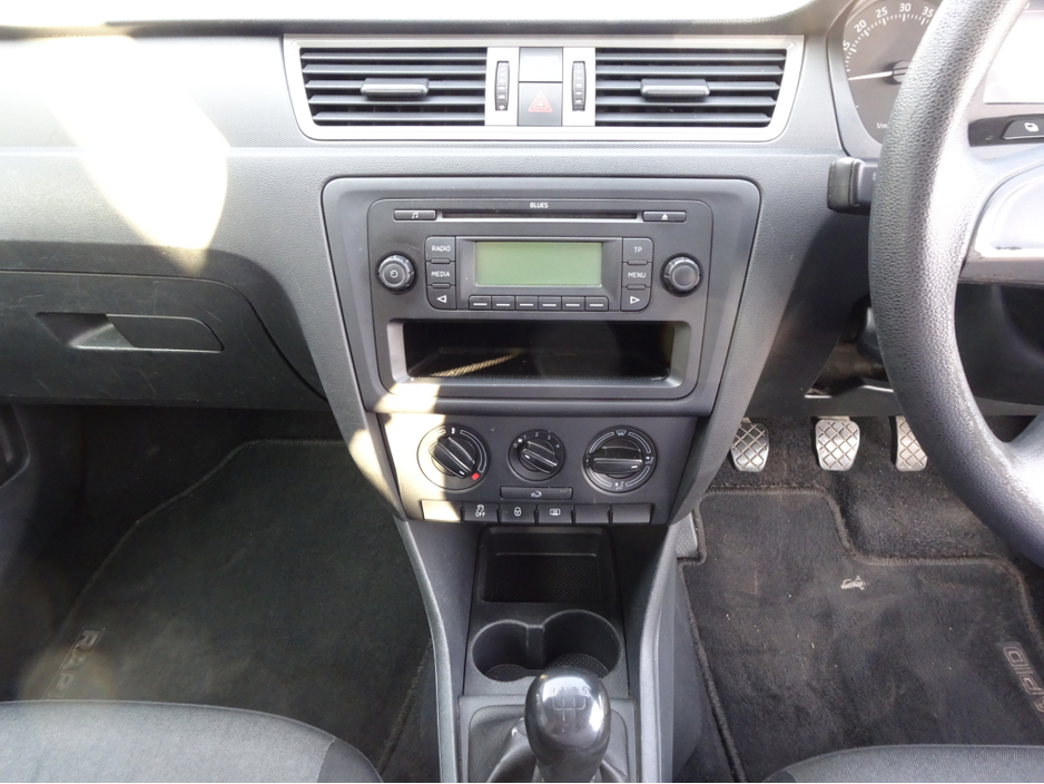 2013 Skoda Rapid 1.6L Diesel For Sale Images