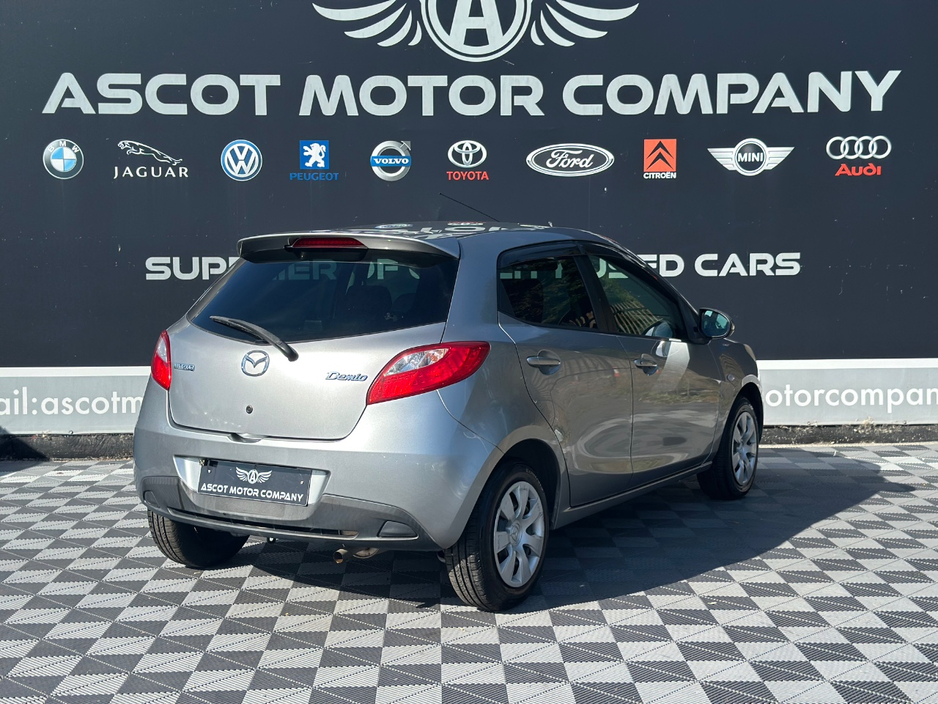 Mazda Demio 1.3 L Petrol Automatic — thumbnail 6