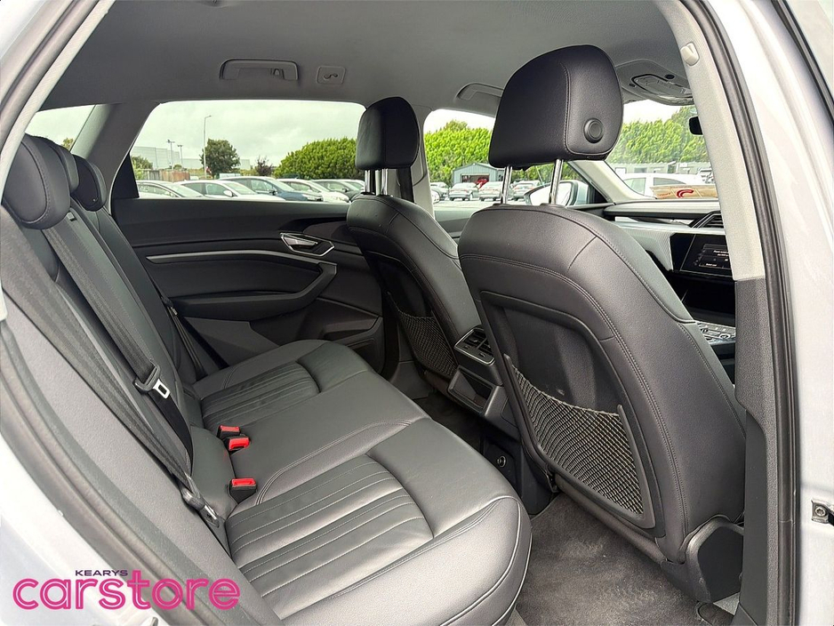 Audi e-tron E-Tron Technik 50 Quattro Technik 11kW Charger 50 313 71.2 kWh Quattro Auto — thumbnail 13