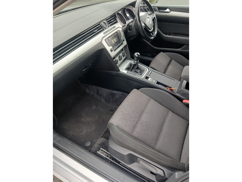 2016 Volkswagen Passat 2L Diesel For Sale Images