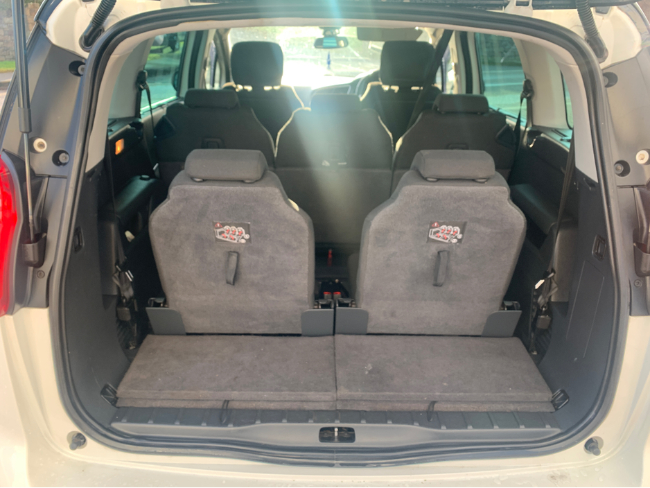 2015 Peugeot 5008 1.6L Diesel For Sale Images