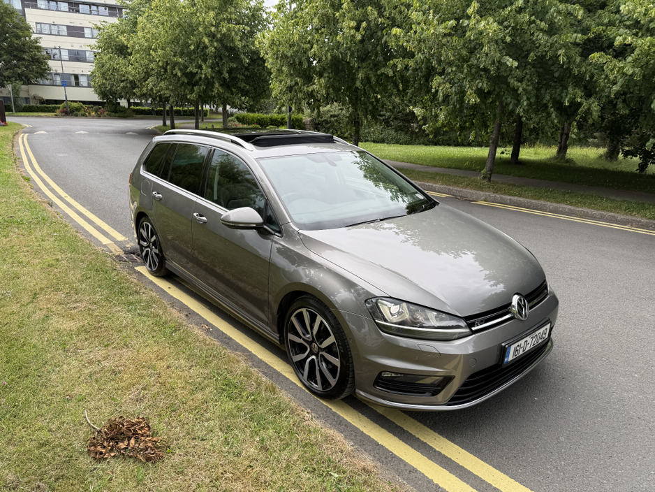 Volkswagen Golf 1.4 VARIANT R-LINE PANORAMIC SUNROOF LEATHER HIGH SPEC
