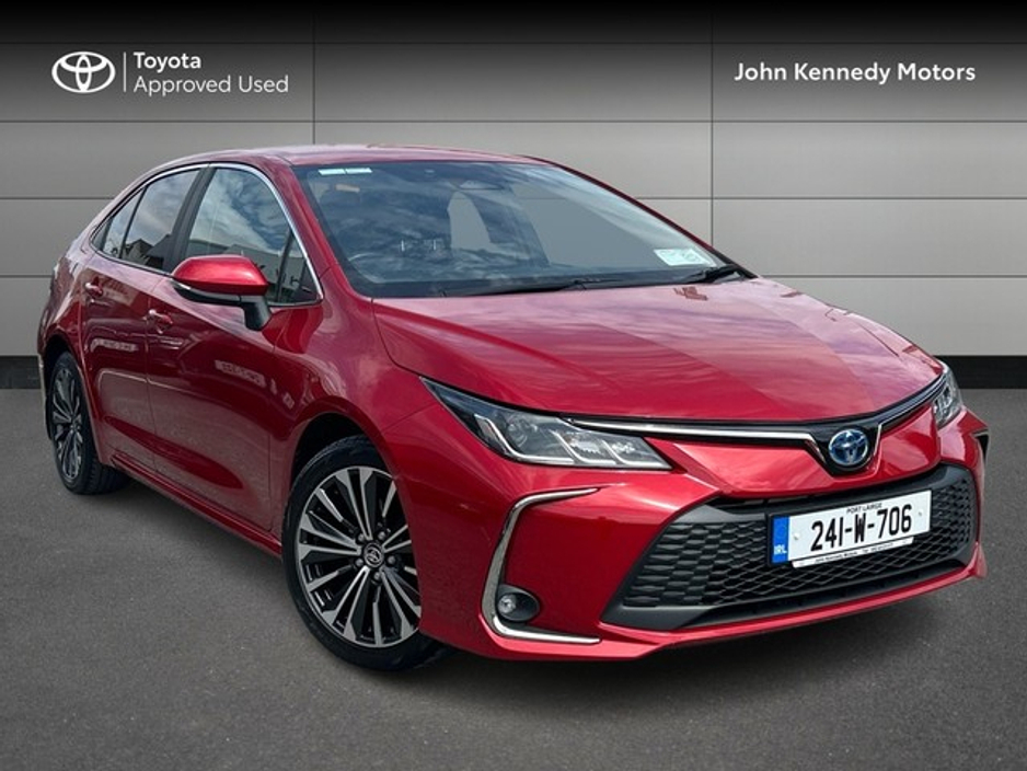 Toyota Corolla LUNA SPORT SALOON