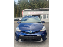 2016 Toyota Prius Alpha 1.8L Petrol Hybrid For Sale Images