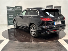 2021 Volkswagen Touareg 3L Diesel For Sale Images