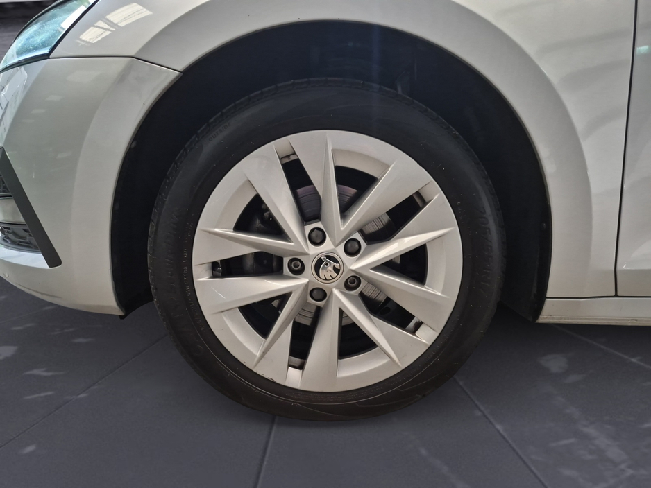Skoda Octavia AMBITION 2.0 TDI 115HP 5DR — thumbnail 10