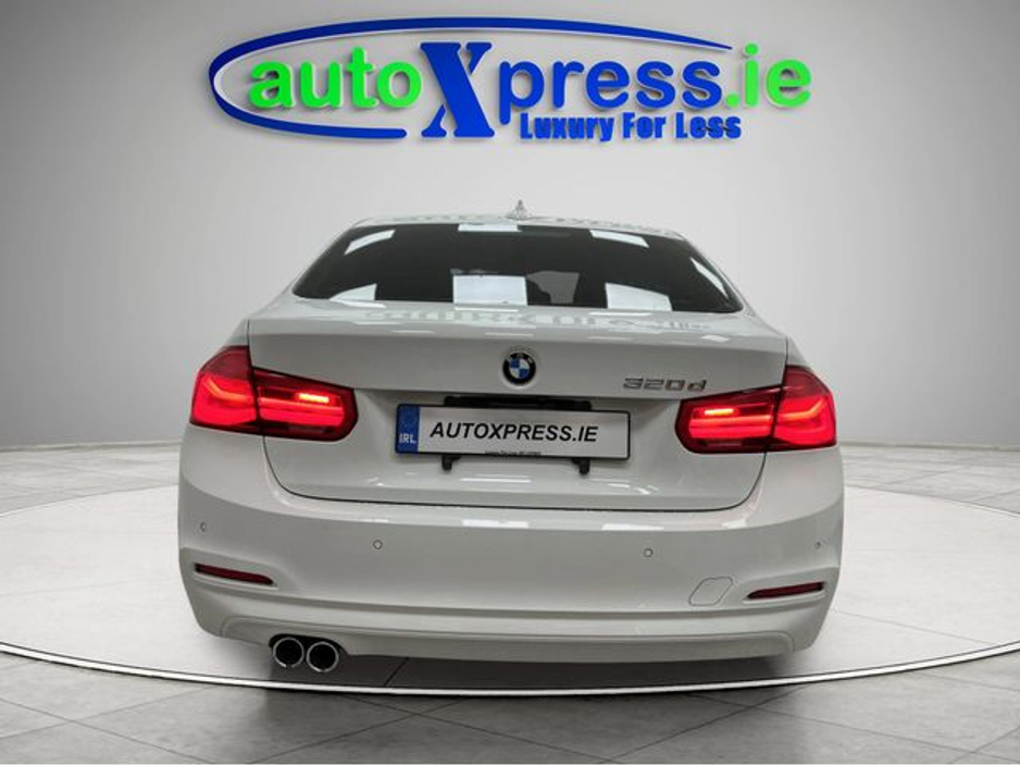BMW 3 Series 320d Automatic — thumbnail 15