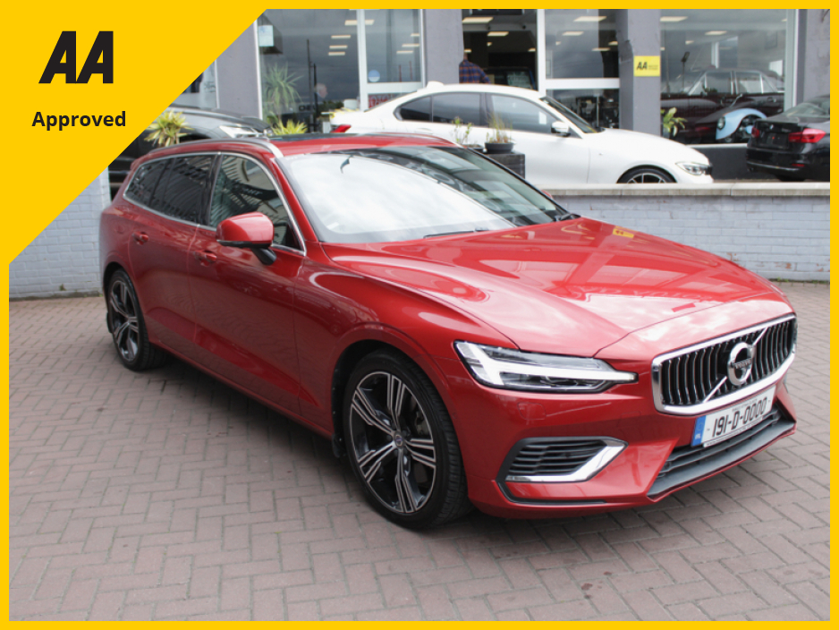 Used Volvo V60 2019 in Dublin