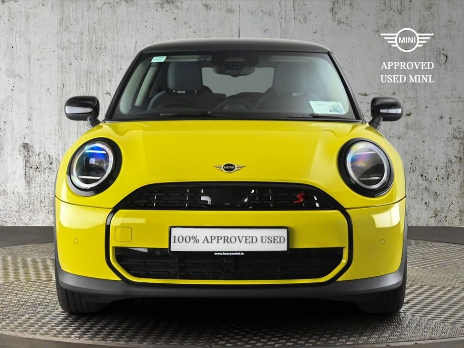 2025 MINI Hatch 2L Petrol For Sale Images