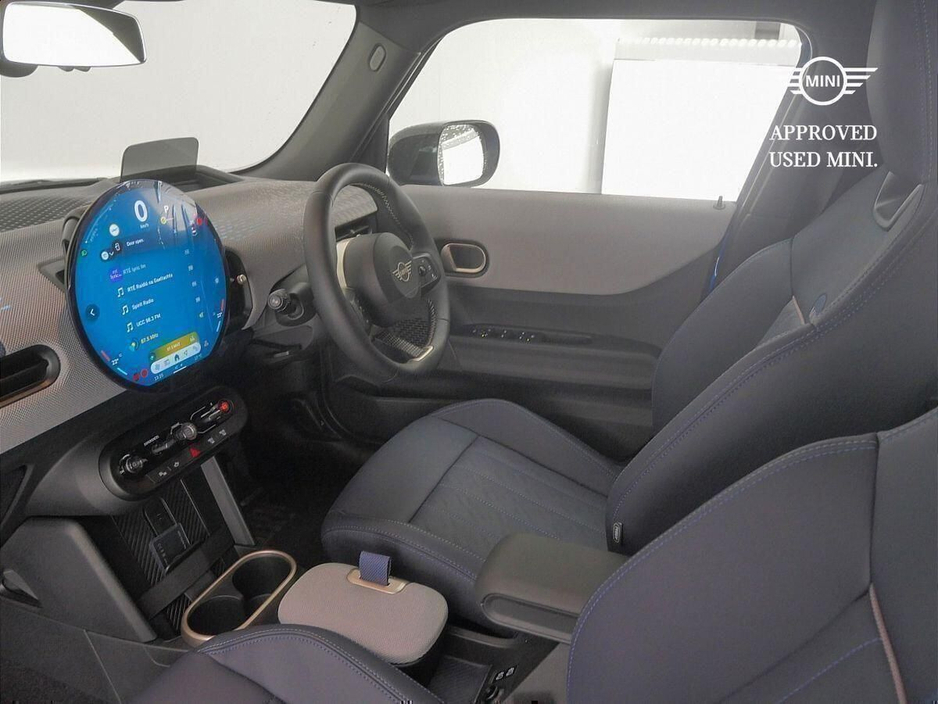 2025 MINI Hatch 1.5L Petrol For Sale Images