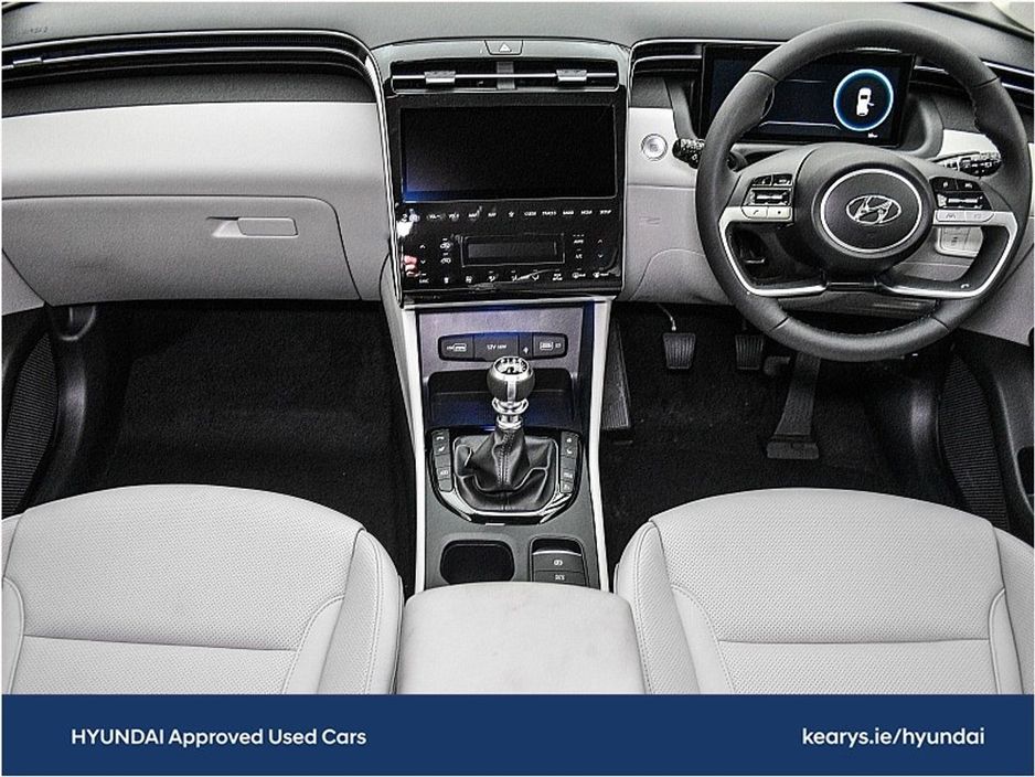 Hyundai Tucson Executive Plus w 2 Tone Roof — thumbnail 4