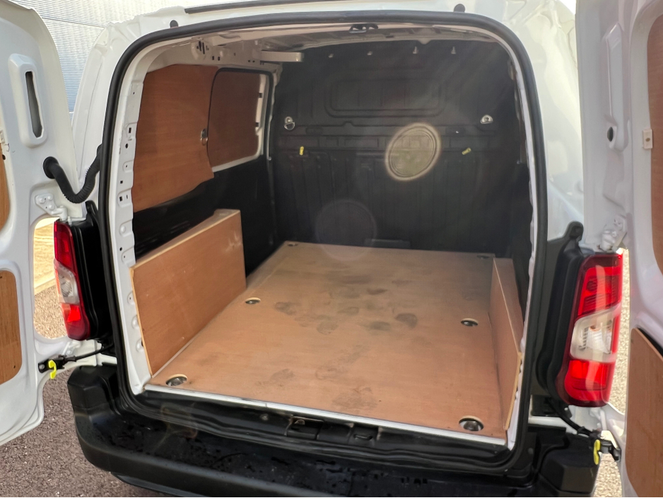 2021 Citroen Berlingo 1.5L Diesel For Sale Images
