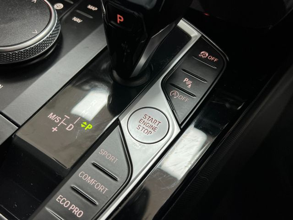 BMW 1 Series 118D PLAY EDITION JOY PLUS Automatic — thumbnail 40