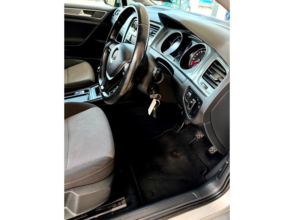 2017 Volkswagen Golf 1.6L Diesel For Sale Images