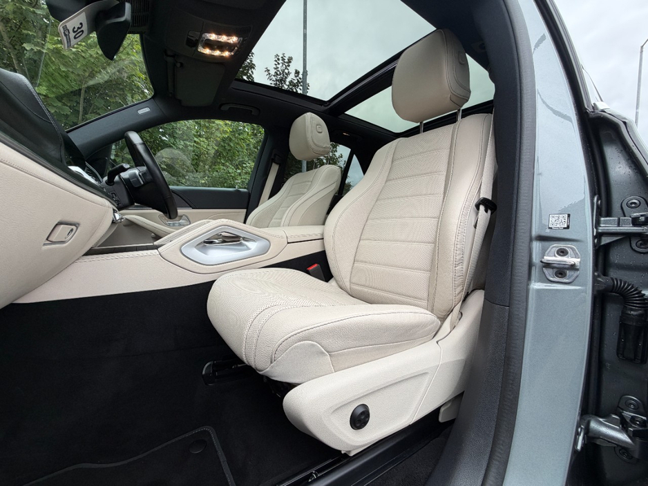2025 Mercedes-Benz GLE Class 2L Petrol Plug-in Hybrid For Sale Images