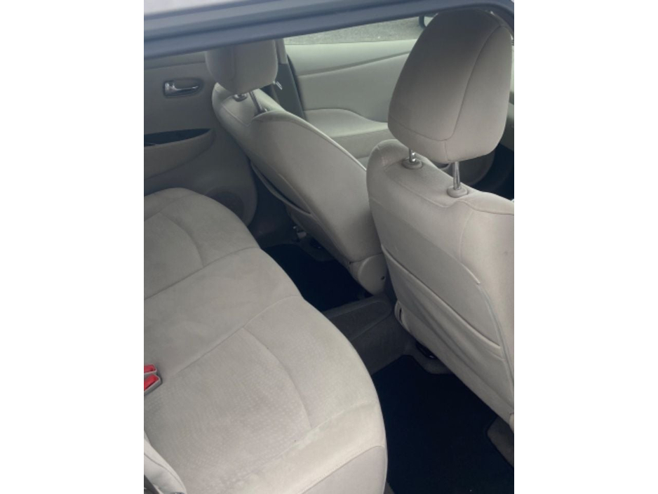 Nissan Leaf Hatchback Electric Automatic (109bhp) — thumbnail 6