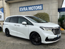 Honda Odyssey ABOLUTE EX 7 SEATER AUTOMATIC HYBRID 2.0 PETROL //HIGH SPEC//HALF LEATHER HEATED ELECTRIC SEATS//REVERSE CAMERA//KEYLESS ENTRY//ADAPTIVE CRUISE CONTROL//POWER SLIDING REAR DOORS//