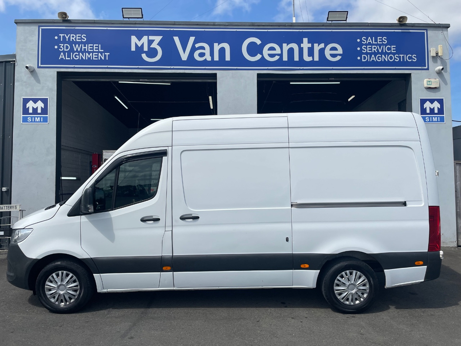 2021 Mercedes-Benz Sprinter 2.1L Diesel For Sale Images